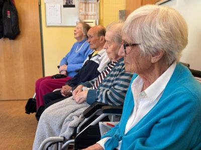 Besuch der Tagesmutter – Bild 1